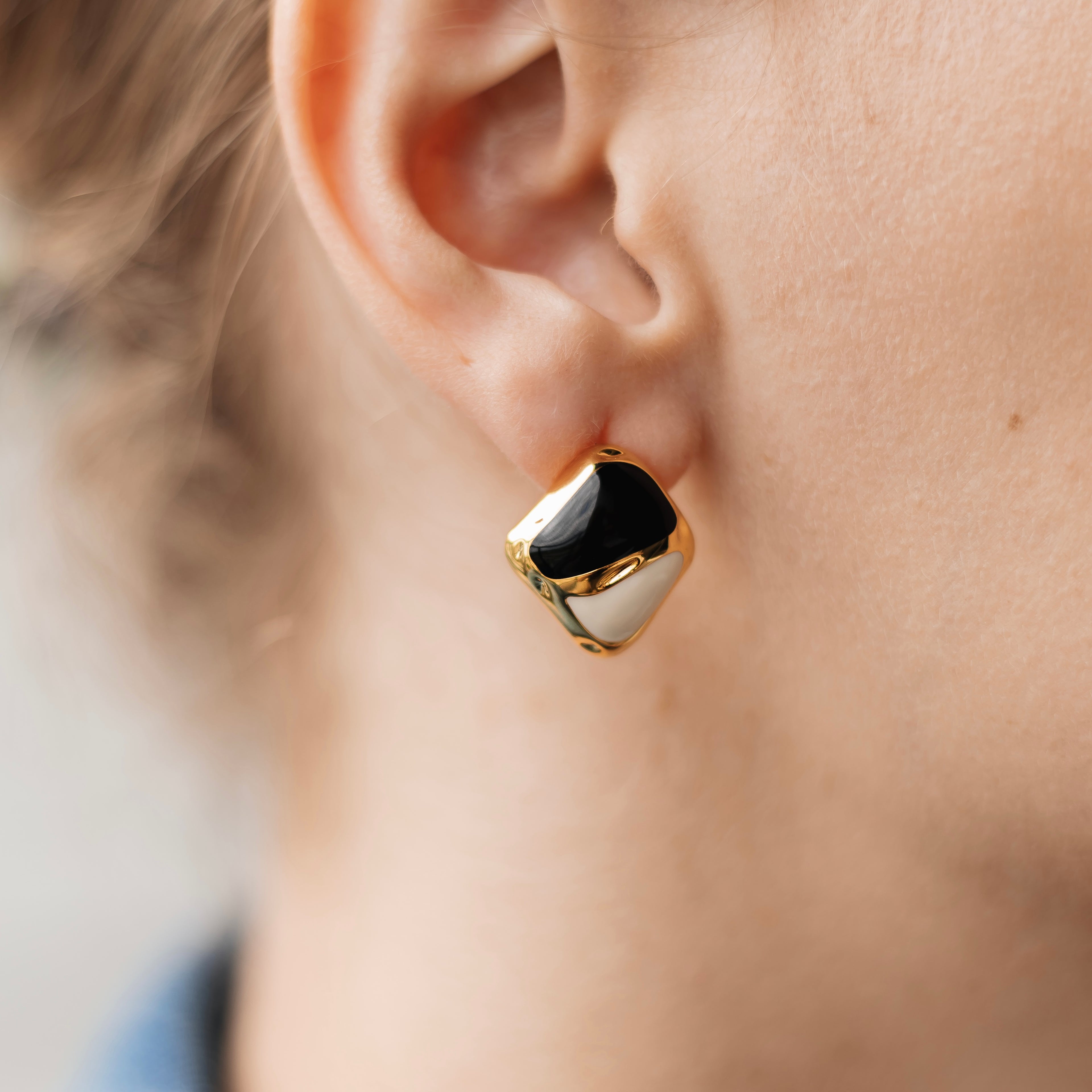 925 Silver Geometric Stud Earrings – Gold-Plated with Enamel