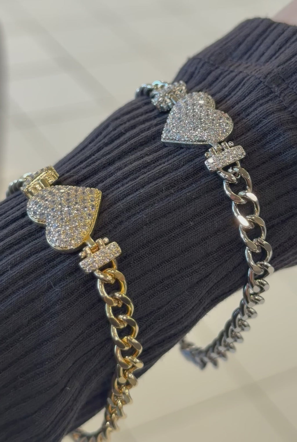 14k Gold Plated Brass 19 cm Heart CZ Cuban Bracelet | Wholesale